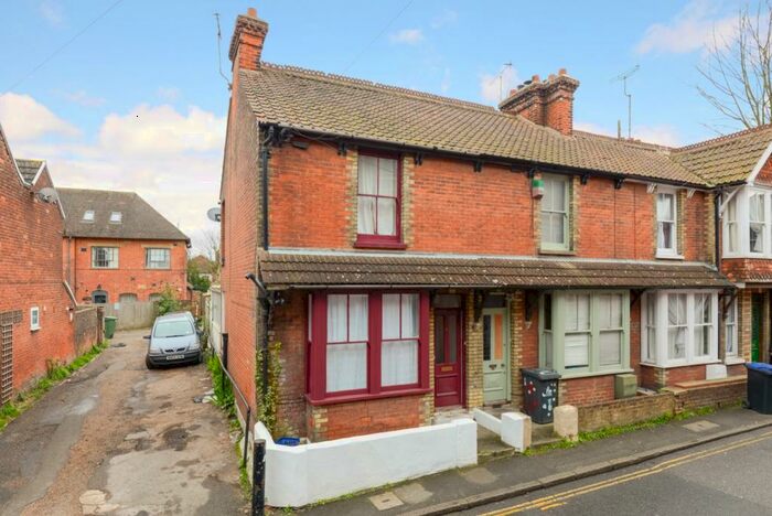 2 Bedroom Semi-Detached House To Rent In Kirbys Lane, Canterbury, CT2