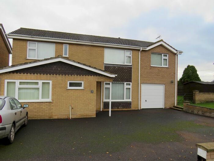 4 Bedroom Detached House To Rent In Sandringham Drive, Downham Market, PE38