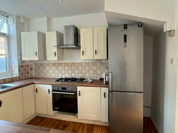 3 Bedroom Terraced House To Rent In Dunkeld Road, Dagenham, RM8