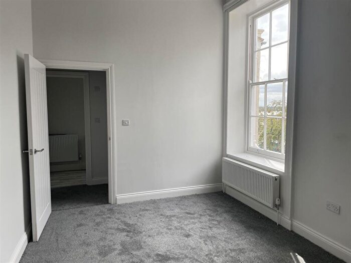1 Bedroom Flat To Rent In The Chipping, Wotton-Under-Edge, GL12