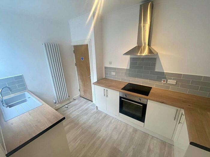 3 Bedroom Property To Rent In Pinewood Road, Uplands, Sketty, SA2