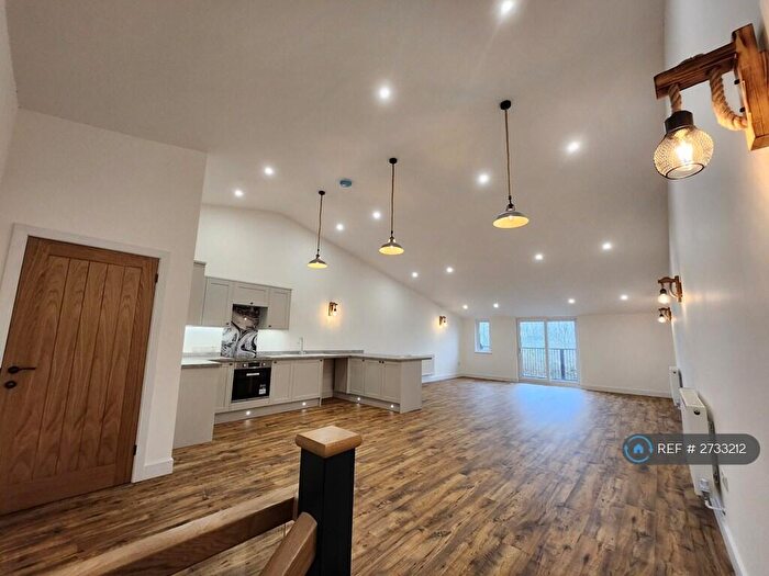 3 Bedroom Semi-Detached House To Rent In Stoney Hill Barns, Launceston, PL15