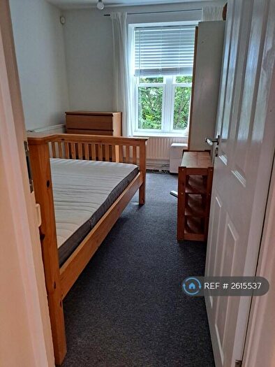 1 Bedroom Flat To Rent In Amhurst Road, London, E8