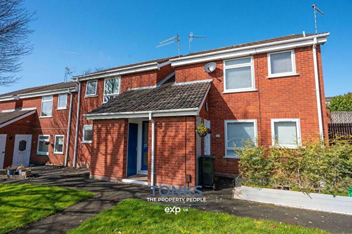 1 Bedroom Flat For Sale In Bisell Way, Brierley Hill, DY5