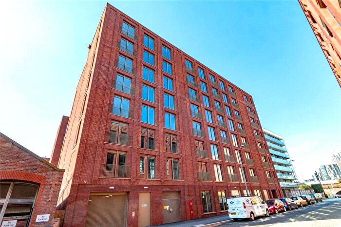 2 Bedroom Apartment For Sale In Hulme Hall Road, Manchester, M15