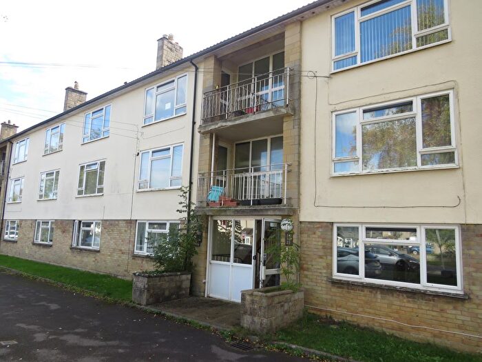 2 Bedroom Flat To Rent In Dicketts Road, Corsham, SN13
