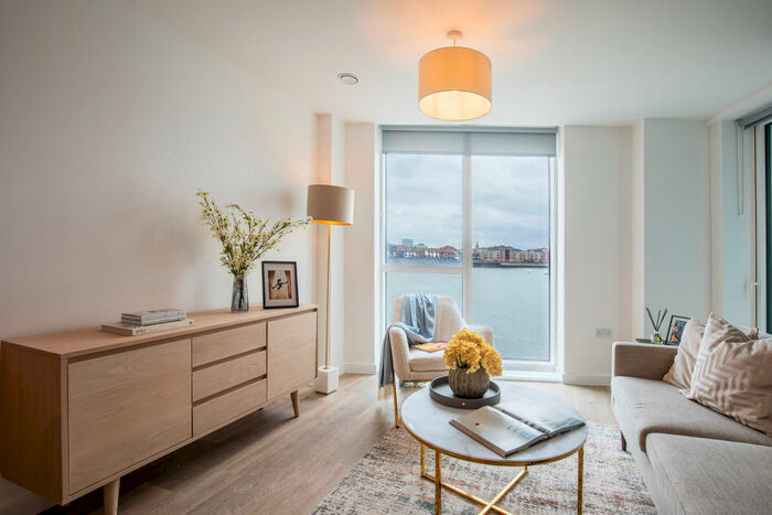 1 Bedroom Apartment To Rent In Vantage Tower, Centenary Plaza, SO19