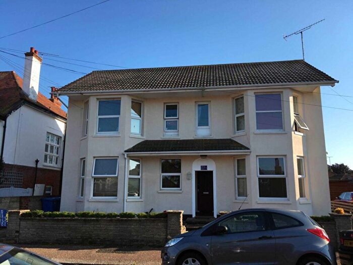 1 Bedroom Flat To Rent In Bassett Road, Bognor Regis, PO21