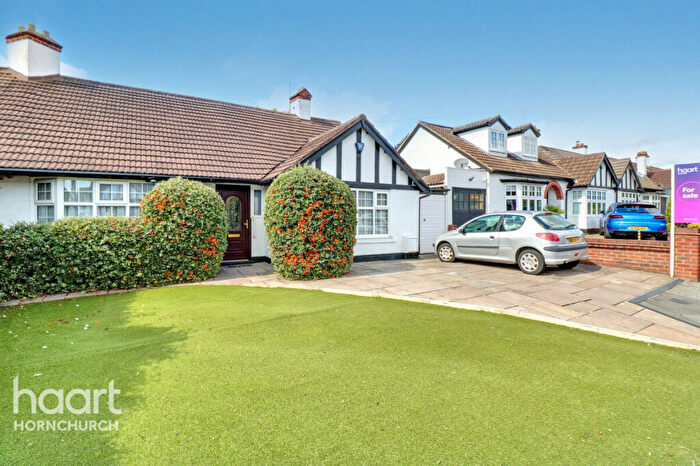 2 Bedroom Semi-Detached Bungalow For Sale In Front Lane, Upminster, RM14
