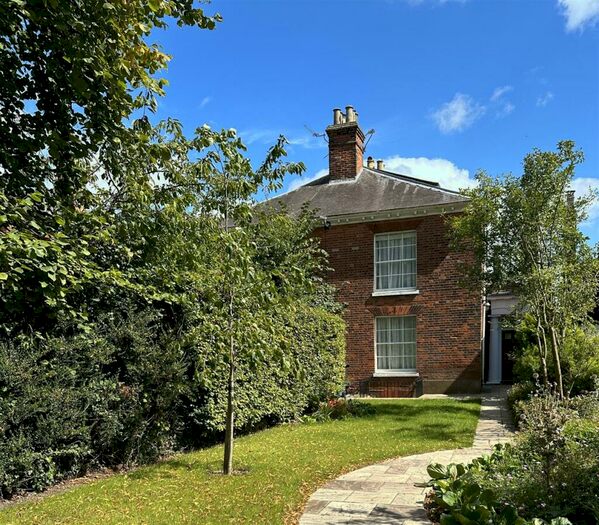 5 Bedroom House To Rent In Bracondale, Norwich, NR1