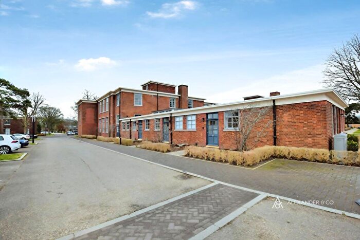 1 Bedroom Flat To Rent In Building, Trenchard Lane, Caversfield, OX27