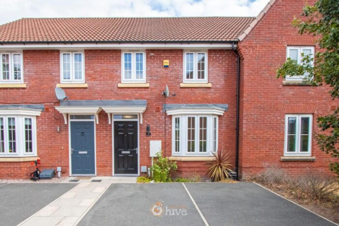 3 Bedroom Terraced House For Sale In Derwent Drive, Lakeside, Doncaster, DN4
