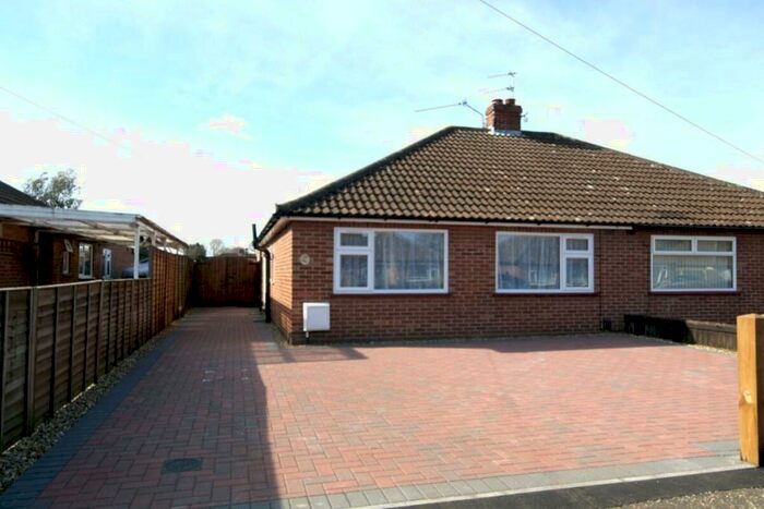 2 Bedroom Semi-Detached Bungalow To Rent In Longfields Road, Norwich, NR7