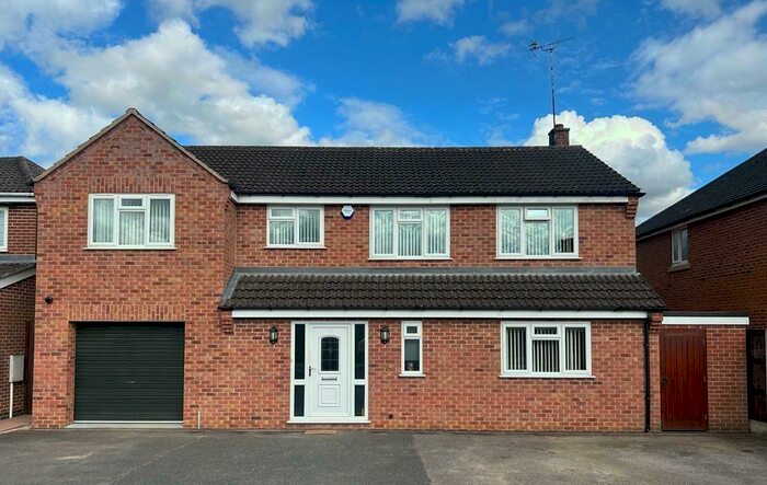 5 Bedroom Detached House For Sale In Granville Close, Duffield, Derby., DE56