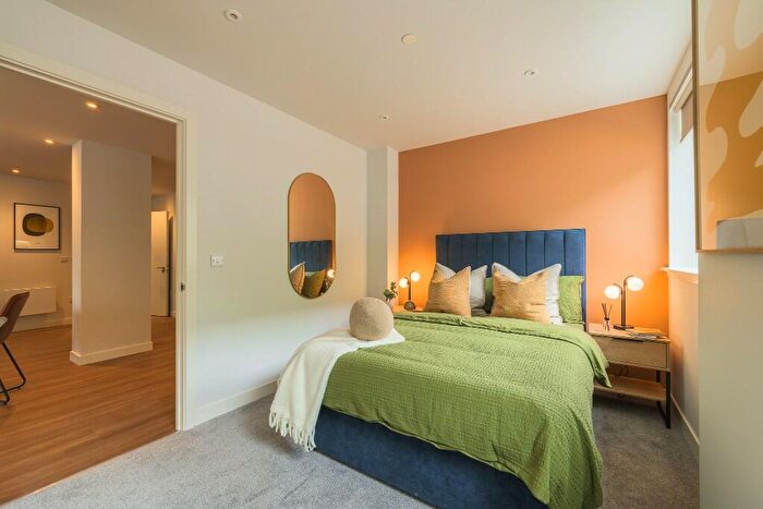 1 Bedroom Apartment To Rent In Dalian St Vincent Street, Glasgow, G2