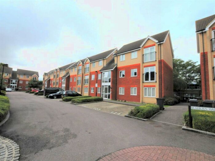 2 Bedroom Flat To Rent In Braeburn Walk, , Royston, SG8