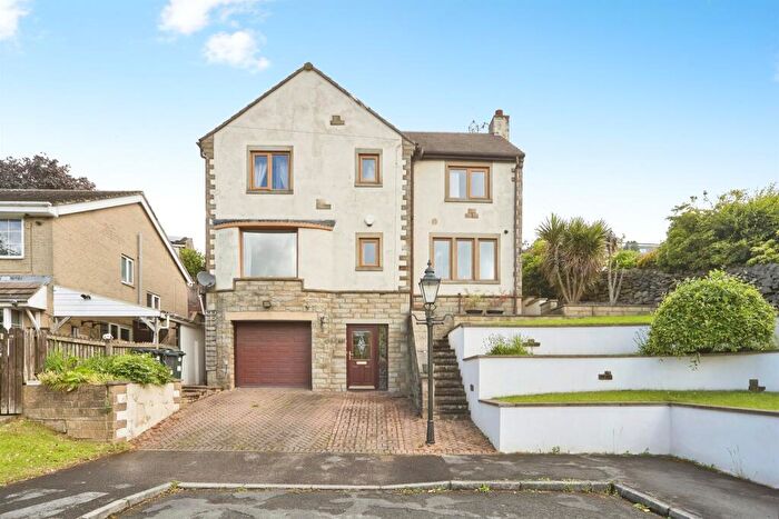 4 Bedroom Detached House For Sale In Alder Avenue, Keighley, BD21