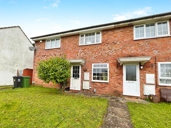 2 Bedroom Property To Rent In Ashdene Close, Llandaff, Cardiff, CF5