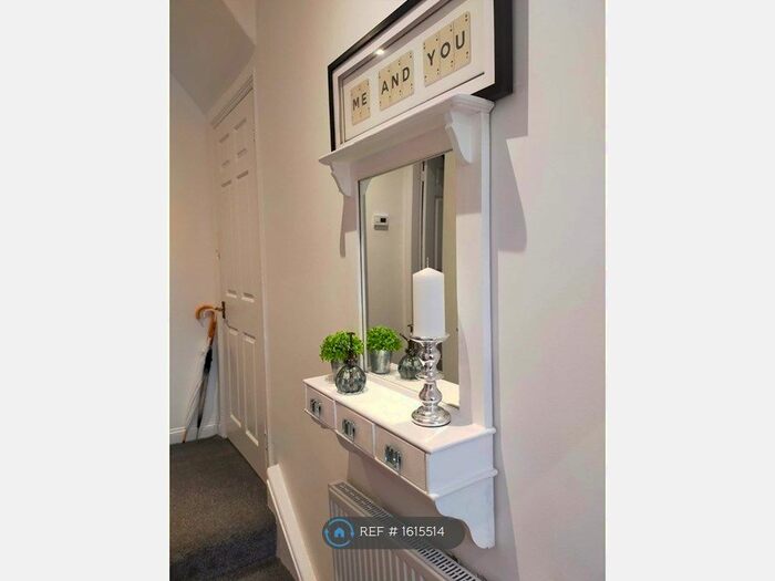 1 Bedroom Flat To Rent In Springwell Village, Gateshead, NE9