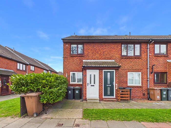 2 Bedroom Apartment For Sale In Appleby Court, North Shields, NE29