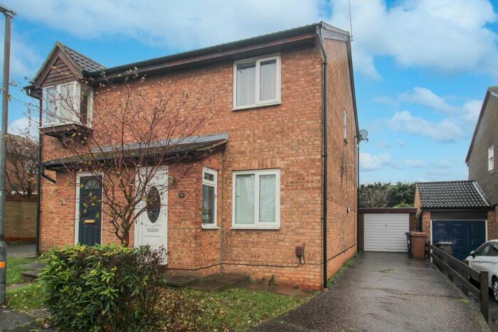 2 Bedroom Semi-Detached House To Rent In Inkerpole Place, Chelmsford, CM2