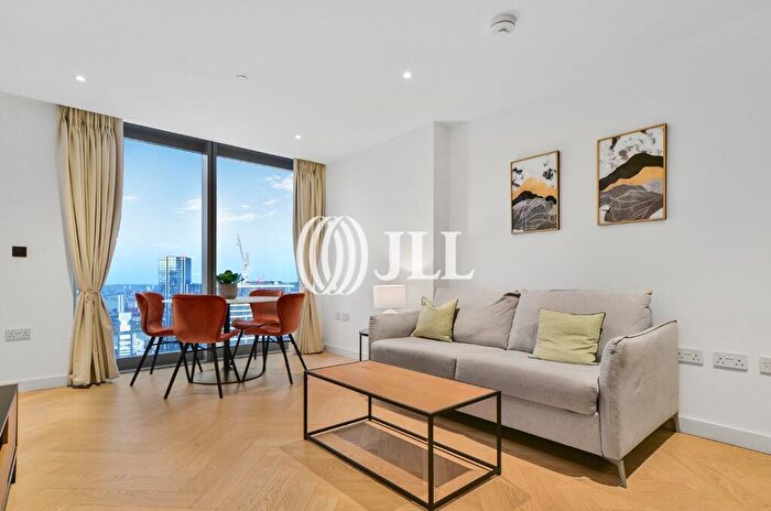 1 Bedroom Flat For Sale In Landmark Pinnacle, Marsh Wall, E14