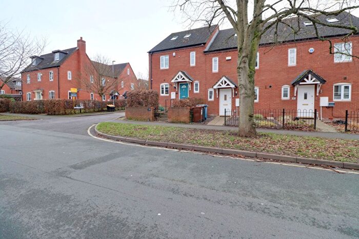 4 Bedroom Terraced House To Rent In Burton Old Road, Streethay, Lichfield, WS13