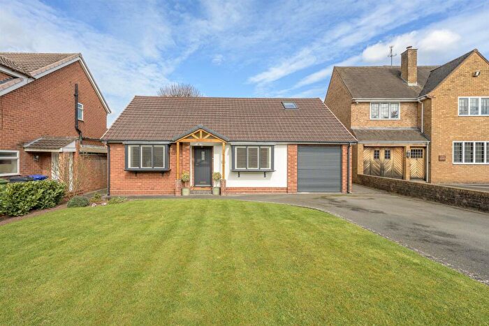 3 Bedroom Detached Bungalow For Sale In Pedmore Court Road, Stourbridge, DY8