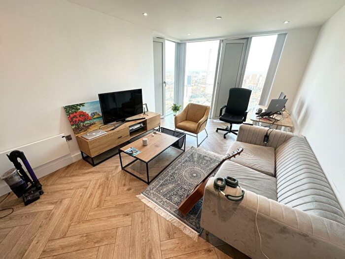 1 Bedroom Flat To Rent In Chester Road, Manchester, M15