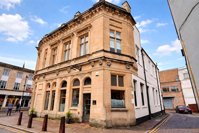 1 Bedroom Flat To Rent In Promenade, Cheltenham, GL50