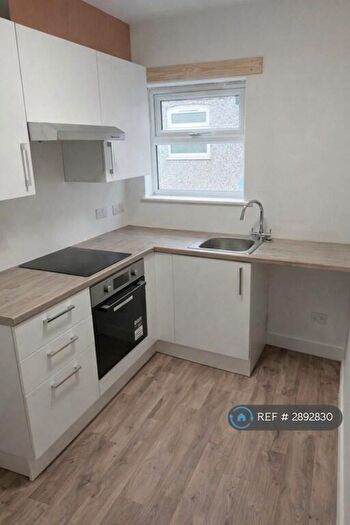 1 Bedroom Flat To Rent In Ashby High St, Scunthorpe, DN16