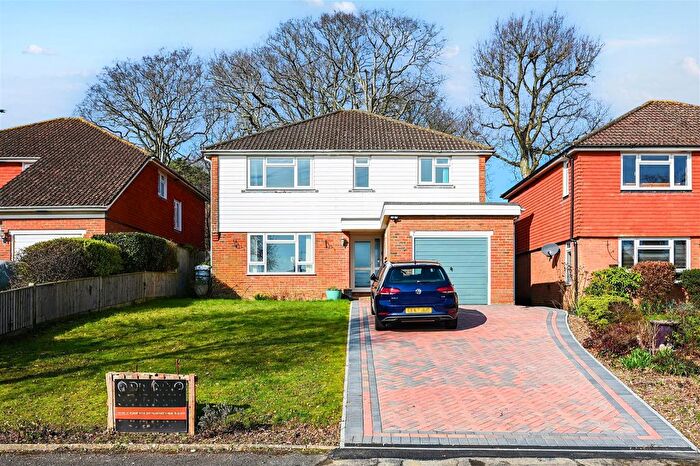 3 Bedroom Property For Sale In White Hill Drive, Bexhill-On-Sea, TN39