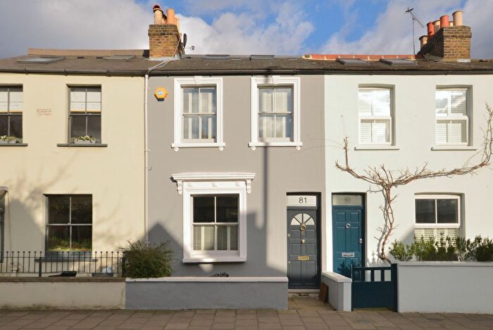 3 Bedroom Cottage To Rent In White Hart Lane, Barnes, SW13