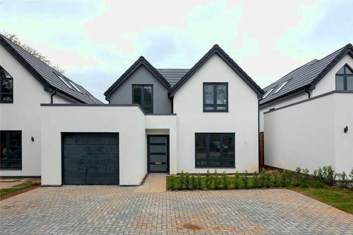 4 Bedroom Detached House To Rent In Boughton Hill Gardens, Harborough Road North, Northampton, NN2