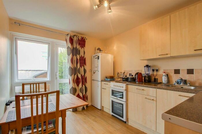 1 Bedroom Flat To Rent In Thane Court, Stantonbury, Milton Keynes, MK14