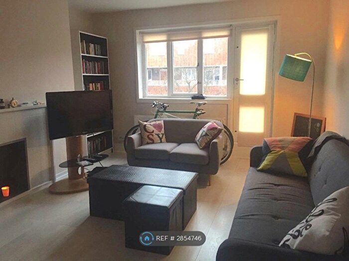 2 Bedroom Flat To Rent In Rutland Road, London, E9