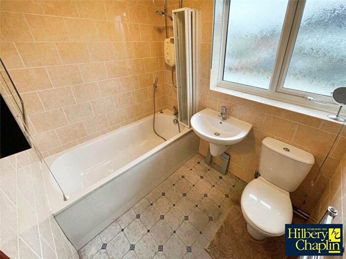 3 Bedroom End Of Terrace House For Sale In Heron Way, Upminster, Essex, RM14