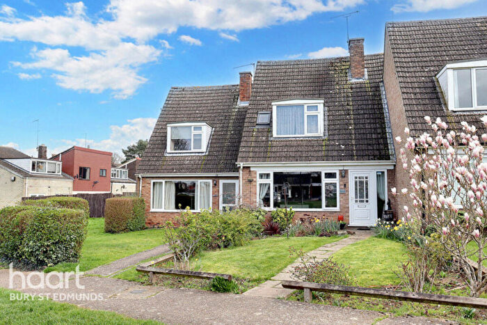 3 Bedroom Terraced House For Sale In Raynsford Road, Great Whelnetham, Bury St Edmunds, IP30