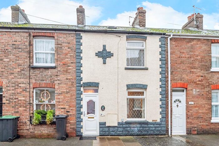 2 Bedroom Terraced House For Sale In Charles Street, Weymouth, DT4