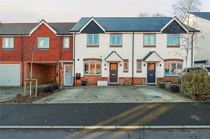 3 Bedroom Terraced House For Sale In St Legers Way, Riseley, RG7