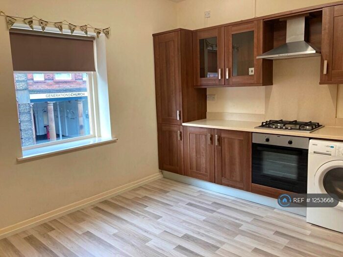 2 Bedroom Flat To Rent In Studio, Louth, LN11