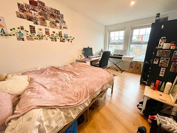 2 Bedroom Flat To Rent In Criterion Mews, London, N19
