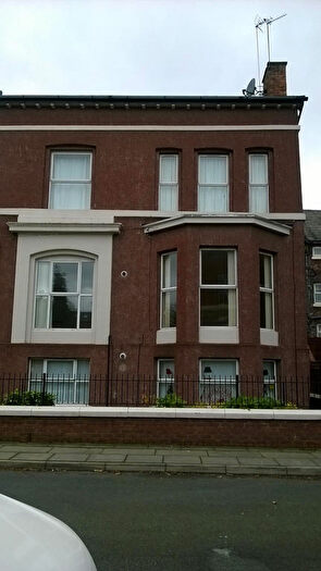 2 Bedroom Flat To Rent In Somerset Place, Liverpool, L6