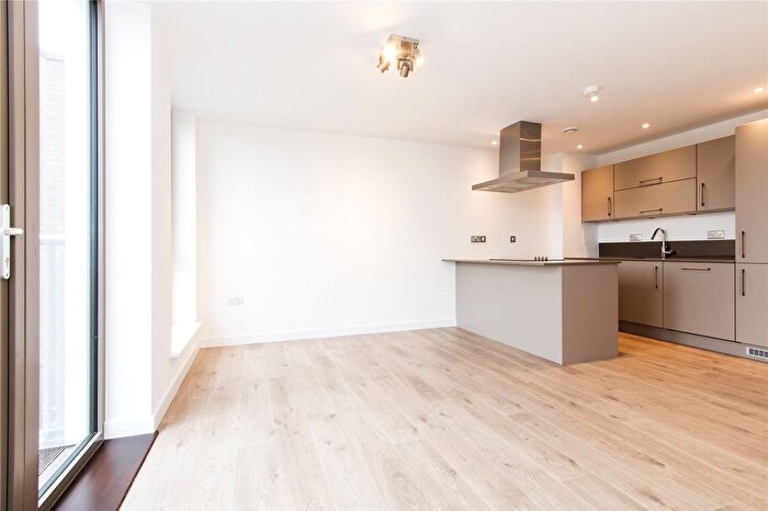 1 Bedroom Flat To Rent In Hackney Square, Frampton Park Road, Hackney, London, E9