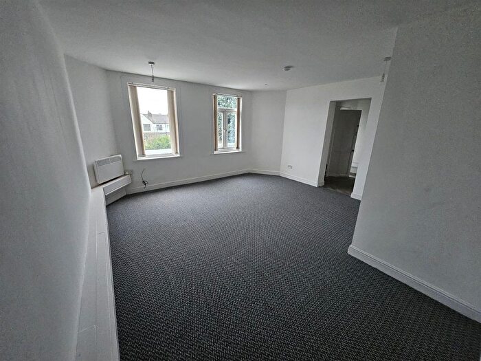 1 Bedroom Flat To Rent In Bury Road, Bolton, BL2