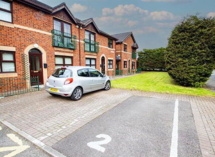 2 Bedroom Apartments For Sale In Apt, Castlewood Manor, Belfast, BT11