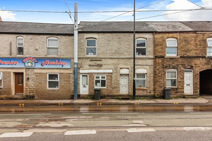 1 Bedroom Apartment To Rent In Holme Lane, Sheffield, South Yorkshire, S6