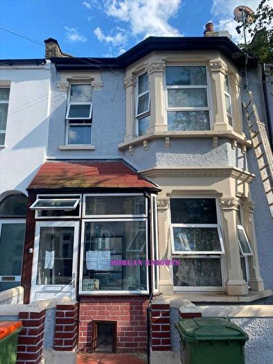 1 Bedroom Property To Rent In Outram Road, East Ham, E6