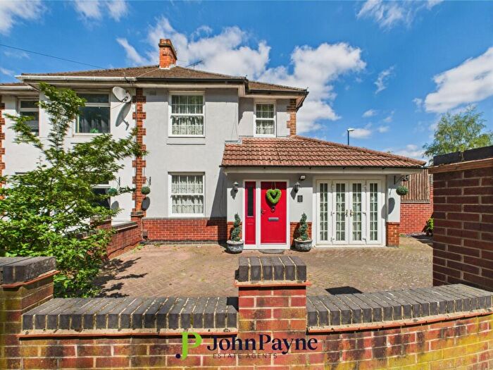 3 Bedroom Semi-Detached House For Sale In Chelveston Road, Coundon, Coventry, CV6