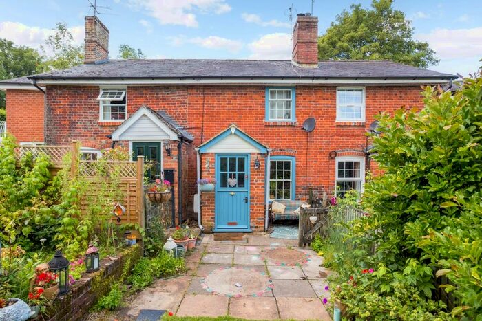 2 Bedroom Cottage To Rent In High Street, Manton, Marlborough, SN8